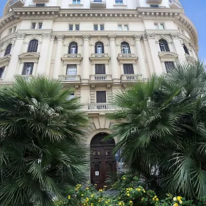 Piazza Bovio 22 Penzion
